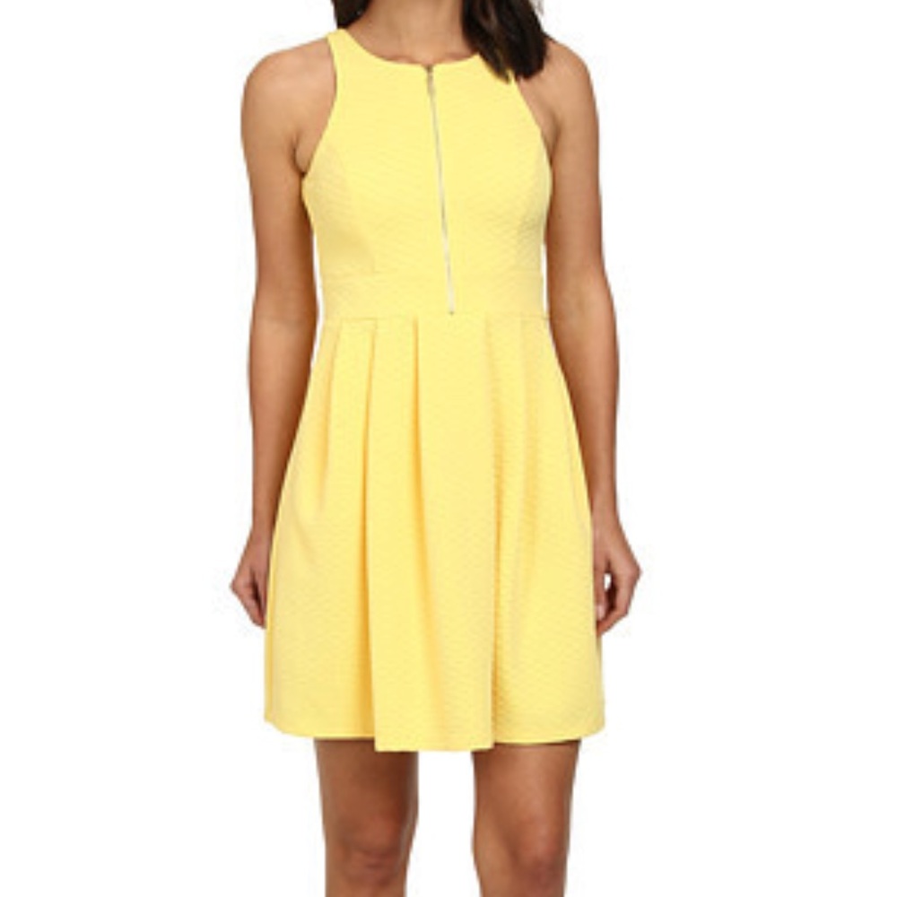 Front zip yellow flare dress - Jessica Simpson 💛